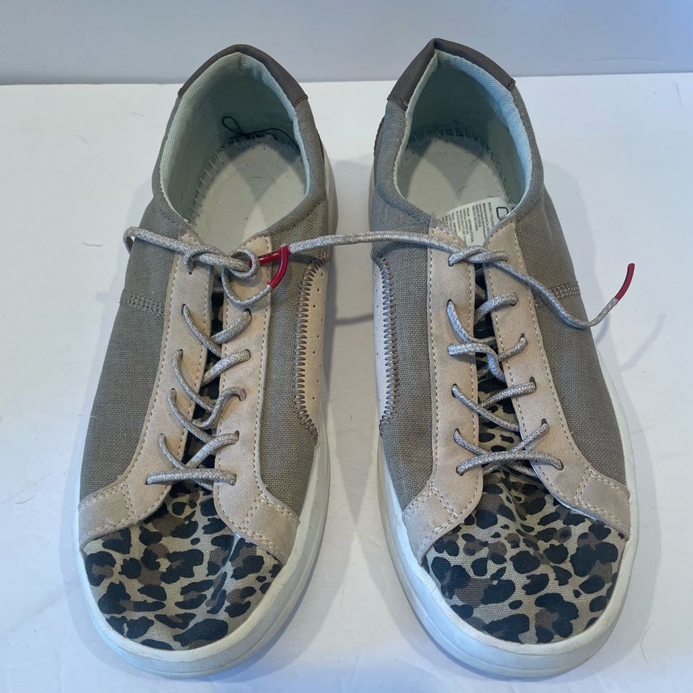 Hey Dude Beige and Leopard Canvas Shoes